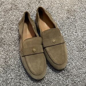 Tory Burch Ballet Loafer, Tan Suede, Women’s Sz 8